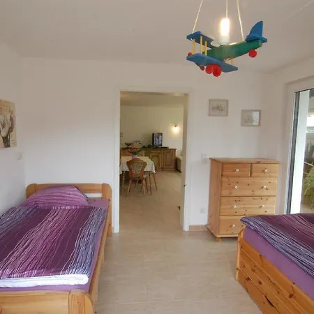 Haus-calidris-zwischen-ammersee-und-landsberg Apartamento